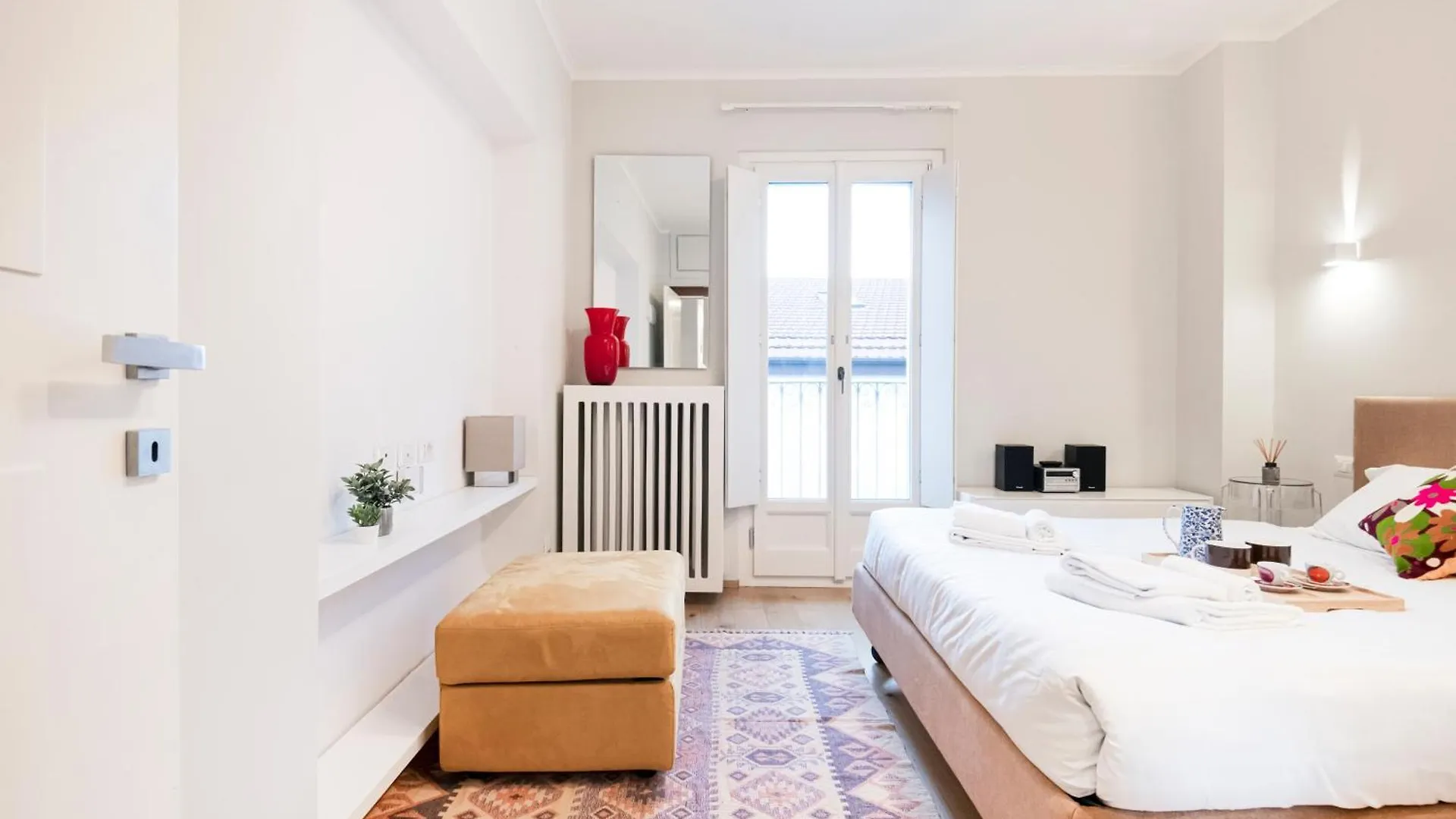 Cozy Flat At Colonne Di San Lorenzo By Easylife Milánó 0*,  Olaszország
