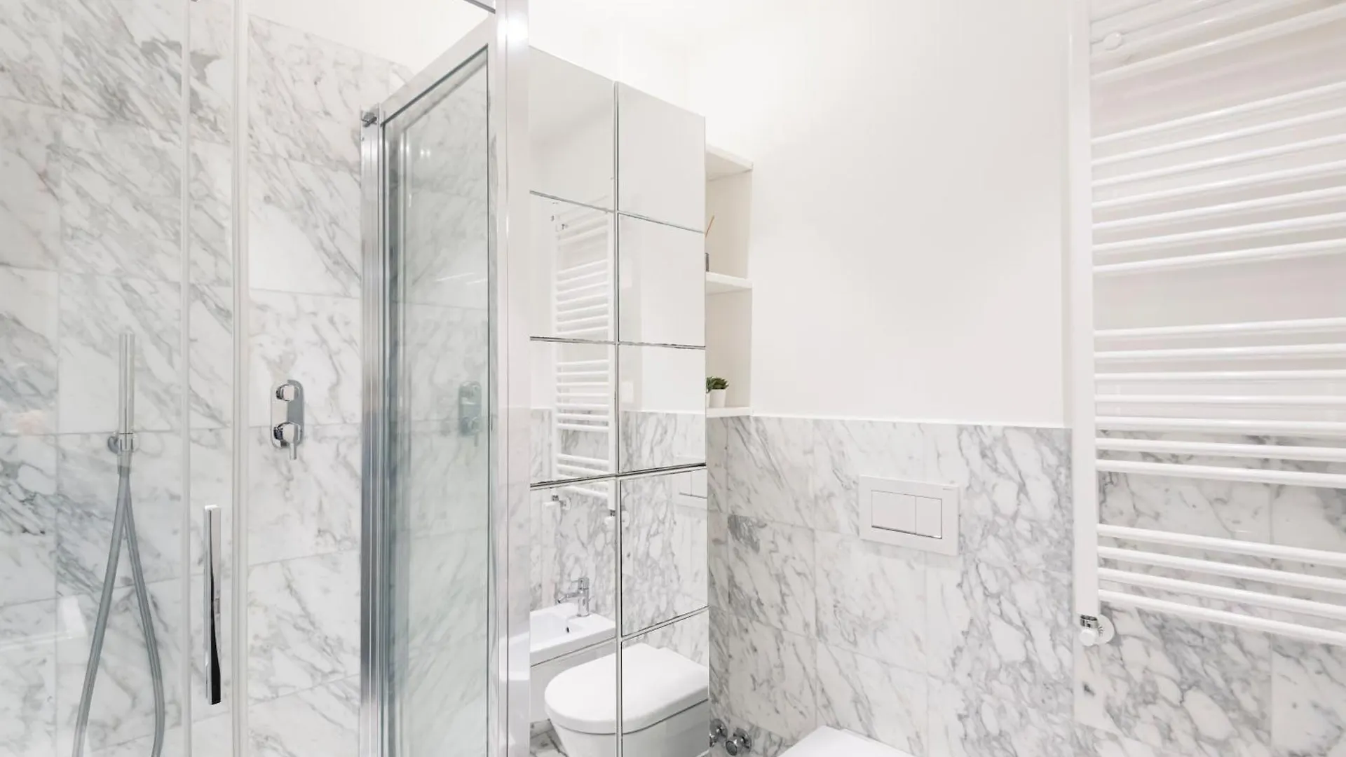 Cozy Flat At Colonne Di San Lorenzo By Easylife Milánó