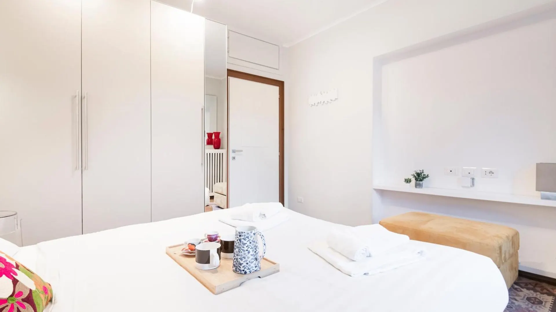 Apartman Cozy Flat At Colonne Di San Lorenzo By Easylife Milánó